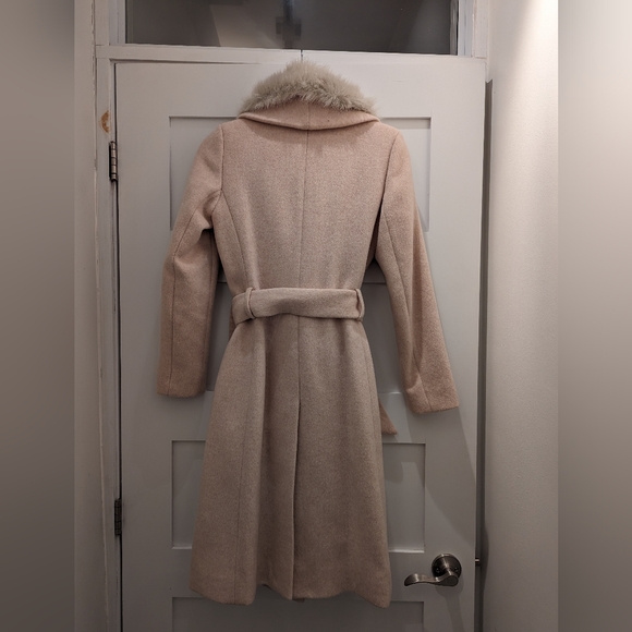 Club Monaco Lenoria Belted Wool Coat with Faux-Fur Collar - Picture 15 of 16